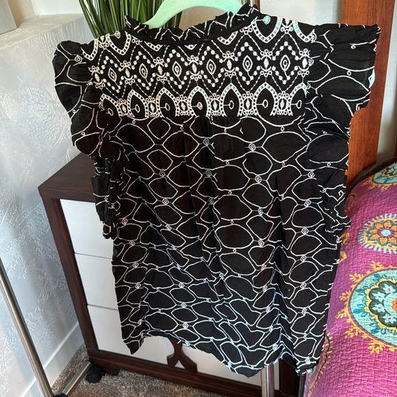 Women’s Loft blouse size small - Picture 4 of 5